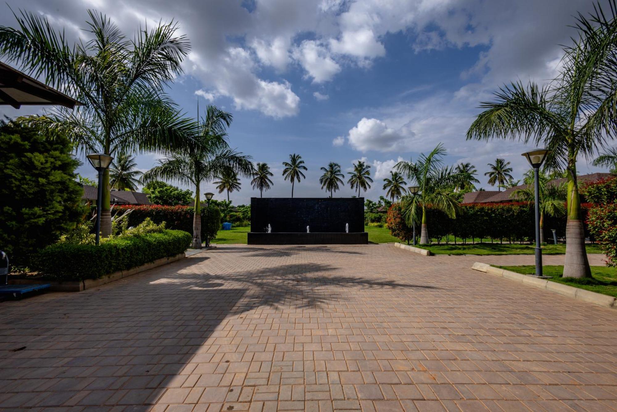 Veerdency Luxury Resort Devanahalli Экстерьер фото